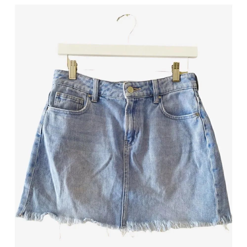 Pacsun Short Mini Womens Raw Hem Skirt Denim Minimalist Jeans SZ 27